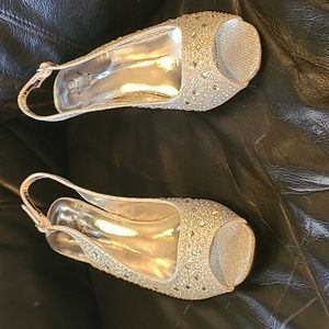 Enzo Romeo lime 01 women's open toe heels